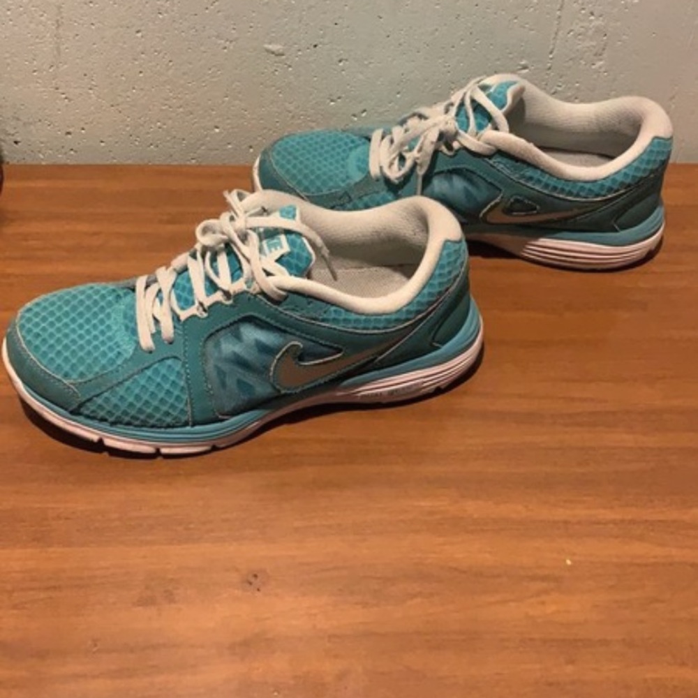 COPY - Working Nike shoes